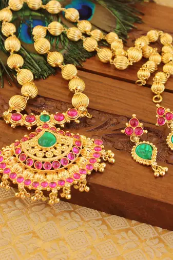 Kempu micro gold  plated necklace set