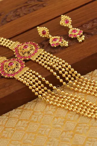 Designer kempu layer necklace
