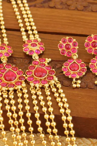 Designer kempu layer necklace
