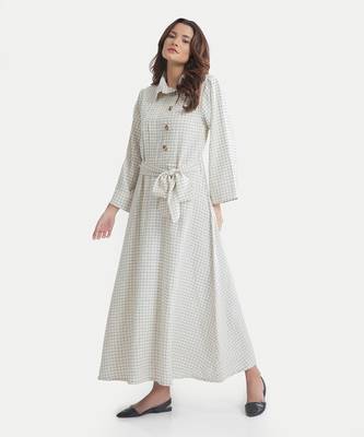 White sand amelia rosette buttoned dress 2