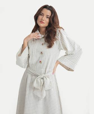 White sand amelia rosette buttoned dress 4