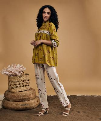 Yellow & ivory floral printed co ord set 3