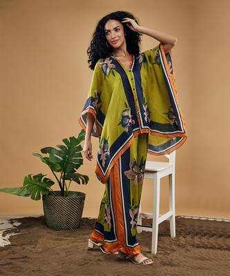Green orchid bloom printed kimono shirt with pants 2