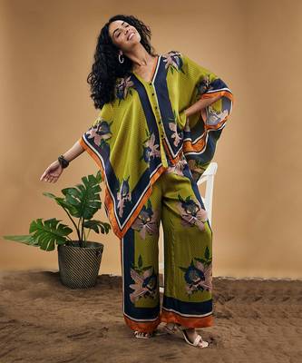 Green orchid bloom printed kimono shirt with pants 4