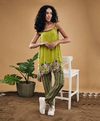 Green orchid bloom embellished top with pants 1