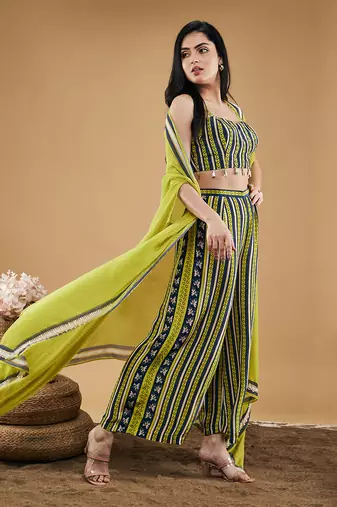 Green orchid bloom printed co ord set with cape