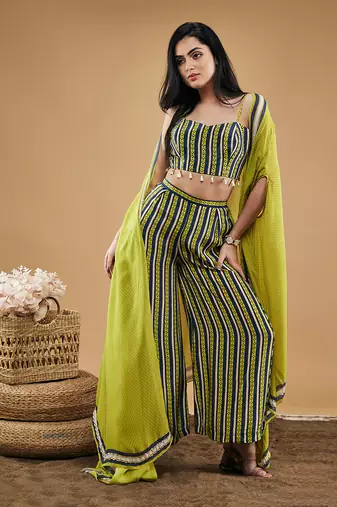 Green orchid bloom printed co ord set with cape