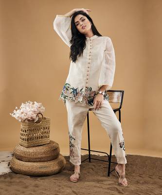 Off white orchid bloom applique top with pants 1