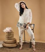 Off white orchid bloom applique top with pants