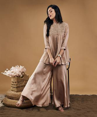 Mauve azra embellished top with flared pants 2