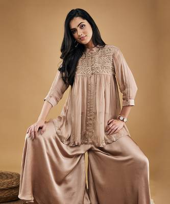 Mauve azra embellished top with flared pants 4