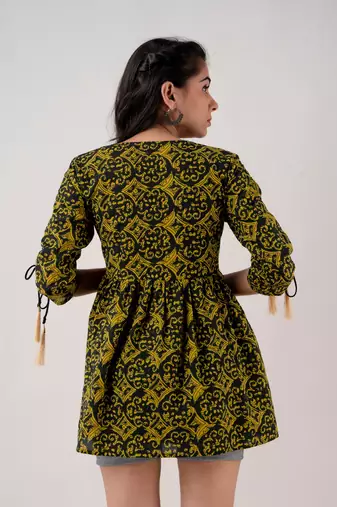 Women's Cotton Printed Tunic in Green