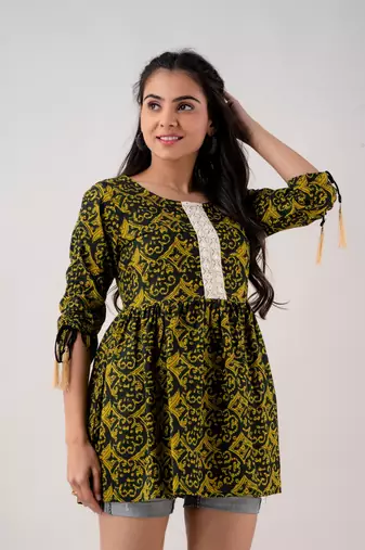 Women's Cotton Printed Tunic in Green