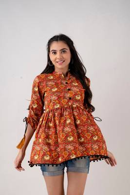 Women's Cotton Floral Printed Tunic in Red 4