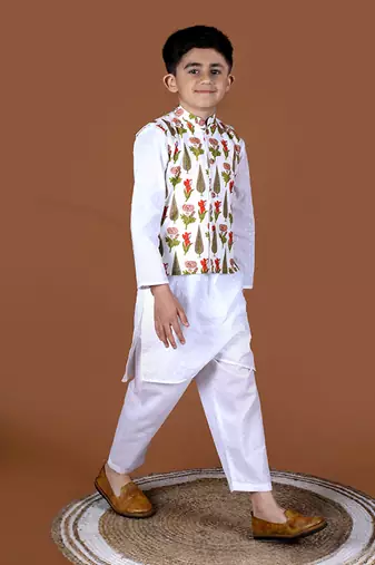 White jacket set