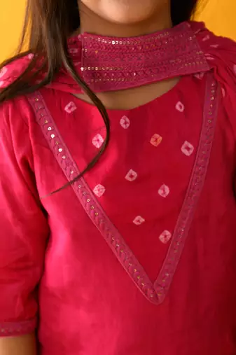 Pink yoke kurta set