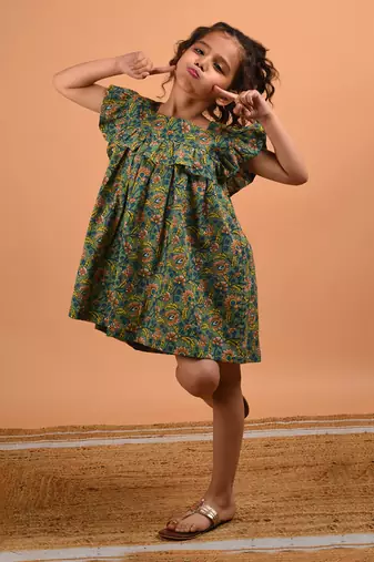 Green jungle midi dress