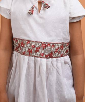 White border dress 5