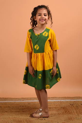 Yellow bandhni border dress