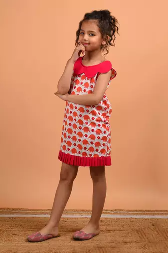 Pink pleated dress
