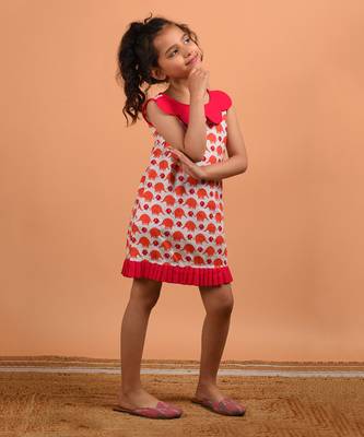 Pink pleated dress 3