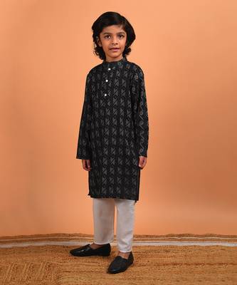 Black kantha kurta set 2