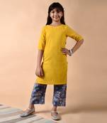 Yellow goldfish suit set