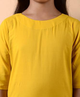 Yellow goldfish suit set 5