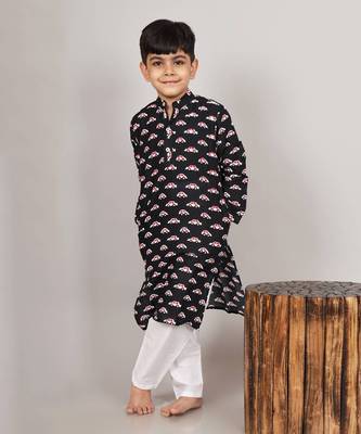 Black car kurta set 1