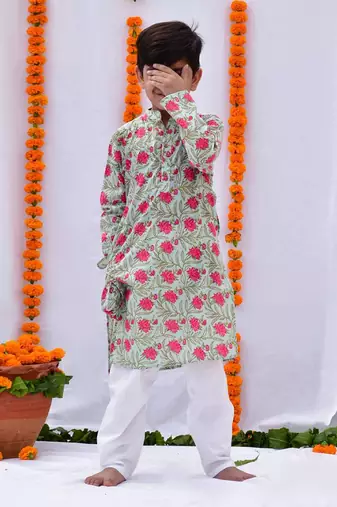 Green gulaab kurta set