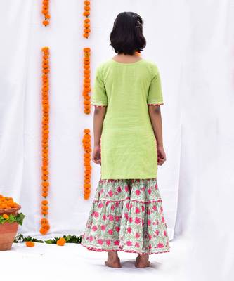 Green aster sharara set 3