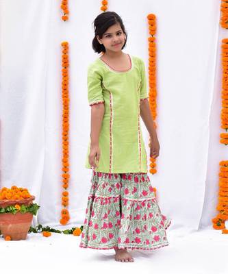 Green aster sharara set 4