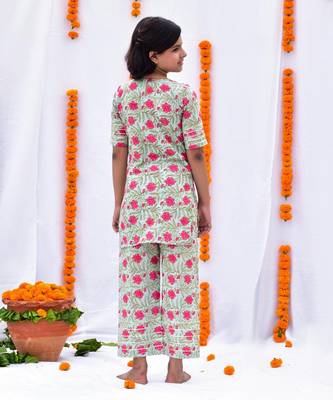 Green gulzar kurta set 3