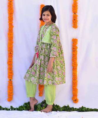 Green pista layered kurta set 2