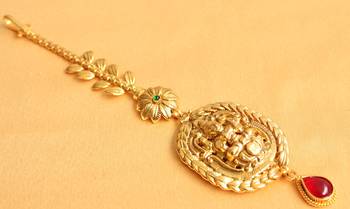 Splendid Antique Kemp Green Maang Tikka   1