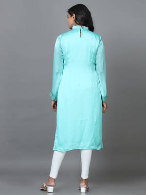 Hassu's women turquoise full sleeve organza solid straight calf length kurta 4