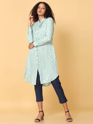 Hassu's women light green full sleeves rayon floral print pathani knee length mandarin collar kurta 2