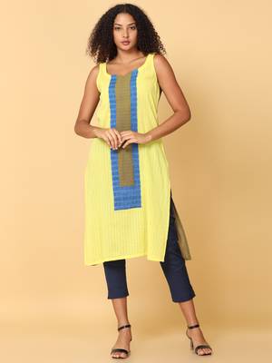 Hassu's women yellow sleeveless cotton striped regular knee length sweetheart neckline kurta 1