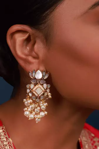 Grey mother of pearl lotus earrings