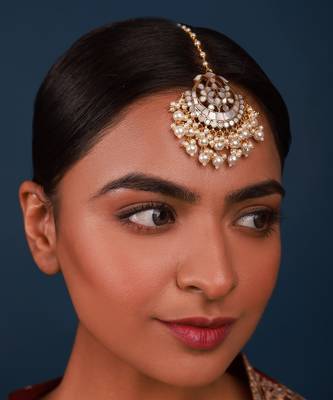 Grey mother of pearl maang tikka 2