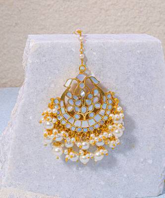 Grey mother of pearl maang tikka 4