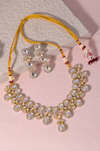 White moissanite necklace set