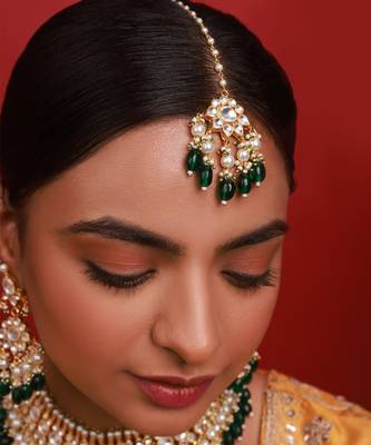 Gold & green kundan necklace set 2