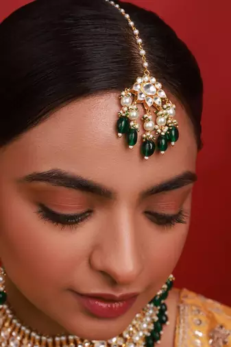 Gold & green kundan necklace set