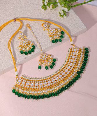 Gold & green kundan necklace set 4