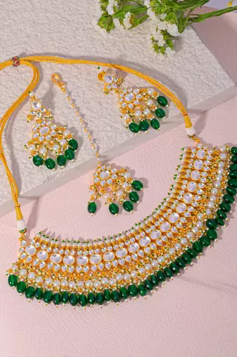 Gold & green kundan necklace set