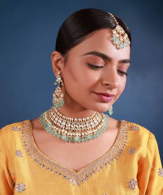 White & green kundan necklace set 1