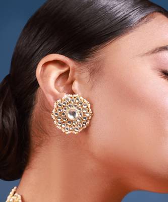 Gold & white kundan choker set 2