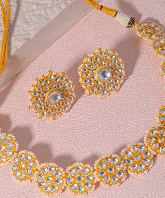 Gold & white kundan choker set 4