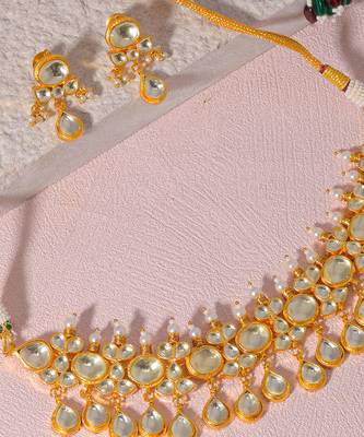 Gold & silver kundan choker set 4